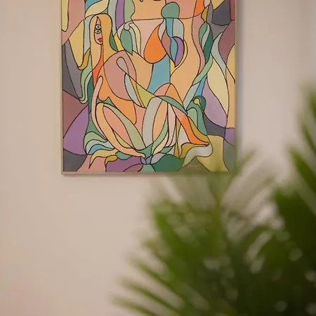 Nest Apartment
