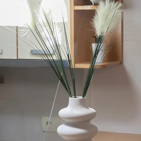 Nest *